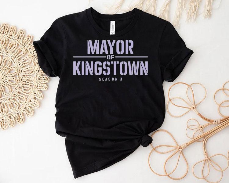 Jeremy Renner rocks Kingstown season 3 promo t-shirt 4 Jeremy Renner Rocks Kingstown Season Promo Tshirt