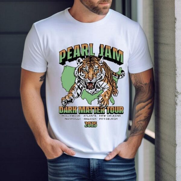 Rock the 2025 tour with Pearl Jams dark vibe tiger t-shirt