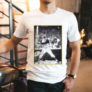 Stylish Roberto Clemente Pittsburgh Pirates Tribute Tshirt