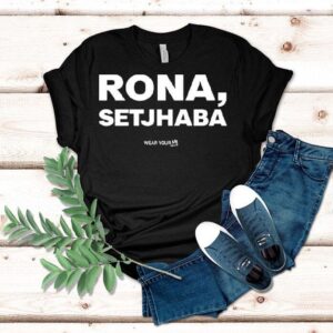 Carl Niehaus sports Rona colors in stylish setjhaba t-shirt