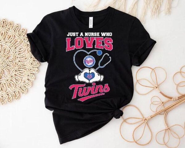 Minnesota Twins Fan Shows Team Spirit With Heart Hands T-shirt