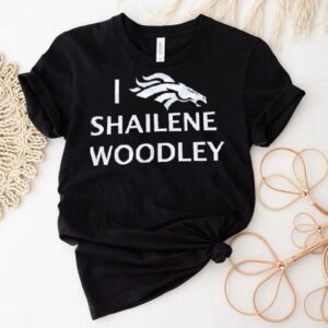 Shailene Woodley wears Denver Broncos inspired t-shirt