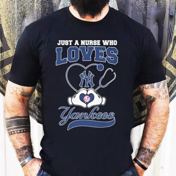 A Nurses Passion For The Yankees Heart Hands Tshirt