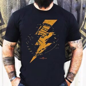 Speed up your style with this lightning fast t-shirt