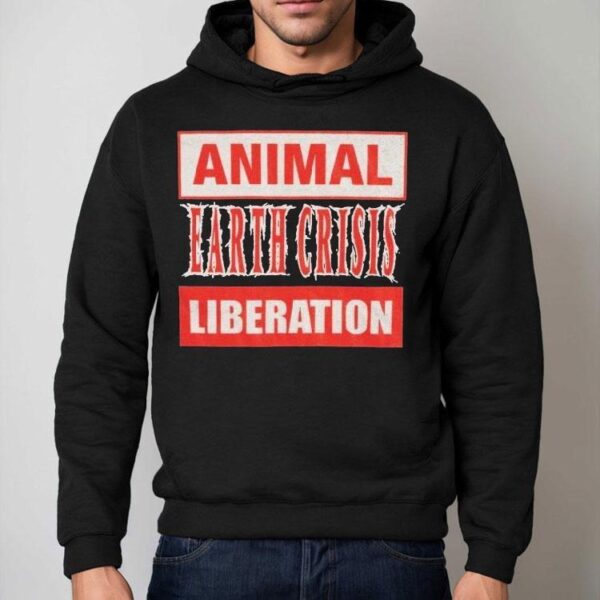 Save Wildlife With This Bold Statement T-shirt