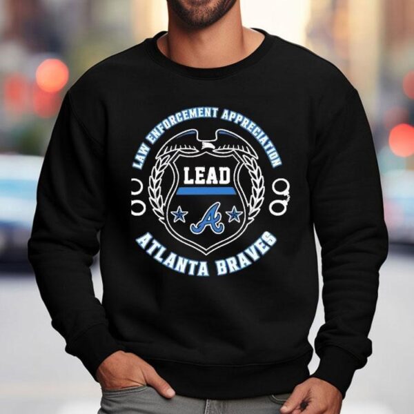 Honor cops with the 2025 Braves law enforcement tribute t-shirt