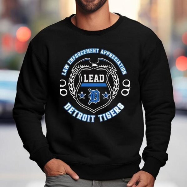 Honor cops with this special 2025 Detroit Tigers t-shirt