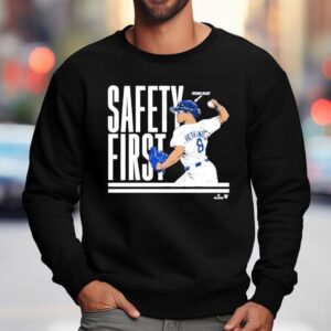 Kike Hernandez Honors Dodgers With Safety Themed Sweatshirt