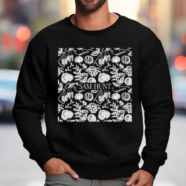 Sam Hunt wears a cool plant design tshirt