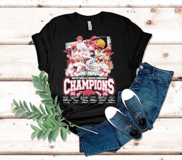 Arkansas Razorbacks Fayetteville Super Regional Champions 2025 Signatures Shirt