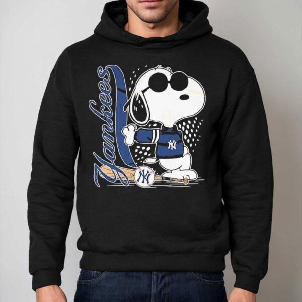 Snoopy The Peanuts Fan New York Yankees Shirt
