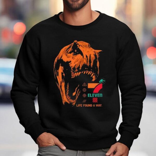 7-eleven X Jurassic World Rebirth T. Rex Shirt