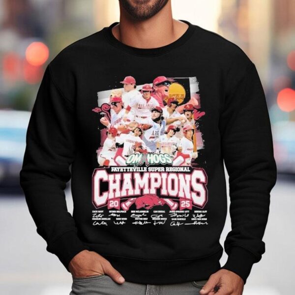 Arkansas Razorbacks Fayetteville Super Regional Champions 2025 Signatures Shirt