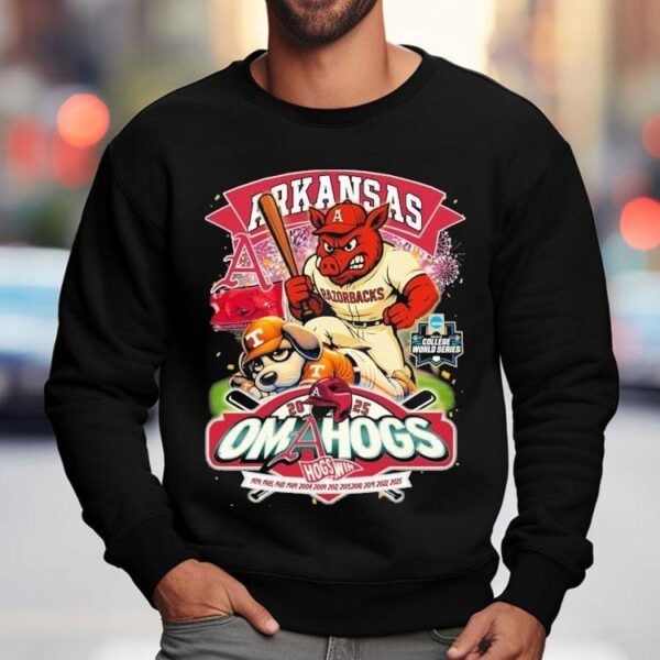 Arkansas Razorbacks Stomp Tennessee Volunrs Ncaa 2025 College World Series Mascot Shirt