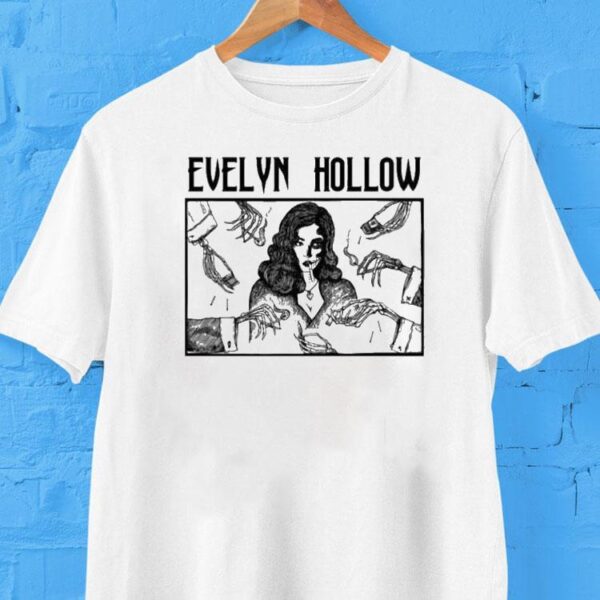 Evelyn Hollow Got A Light Inverted Shirt