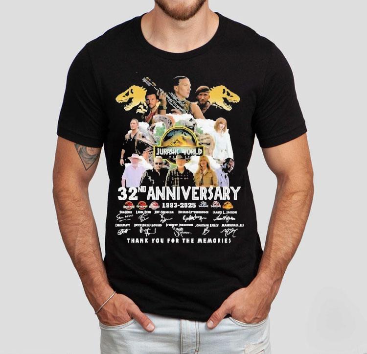 Jurassic World 32nd Anniversary 1993-2025 Thank You For The Memories Signatures Shirt 4 Jurassic World Nd Anniversary Thank You For The Memories Signatures Tshirt