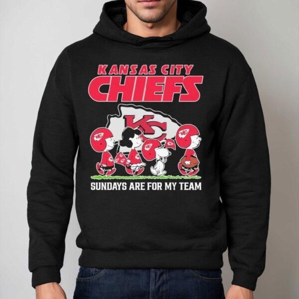 Snoopy And Charlie Brown The Peanuts Kansas City Chiefs Sundays Are For My Team Shirt
