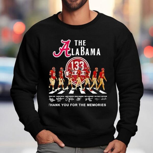 The Alabama Crimson Tide Walking Across Thank You For The Memories Signatures Shirt