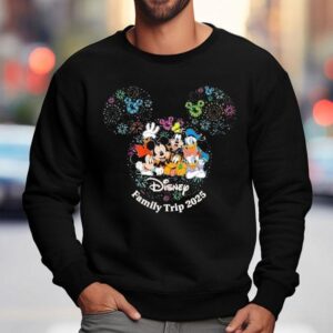Mickey Mouse And Friends Disney Family Trip Sweatshirt