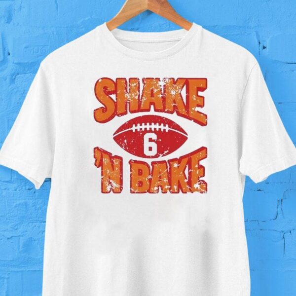 Tampa Bay Buccaneers Footbll Shake ‘n Bake Shirt