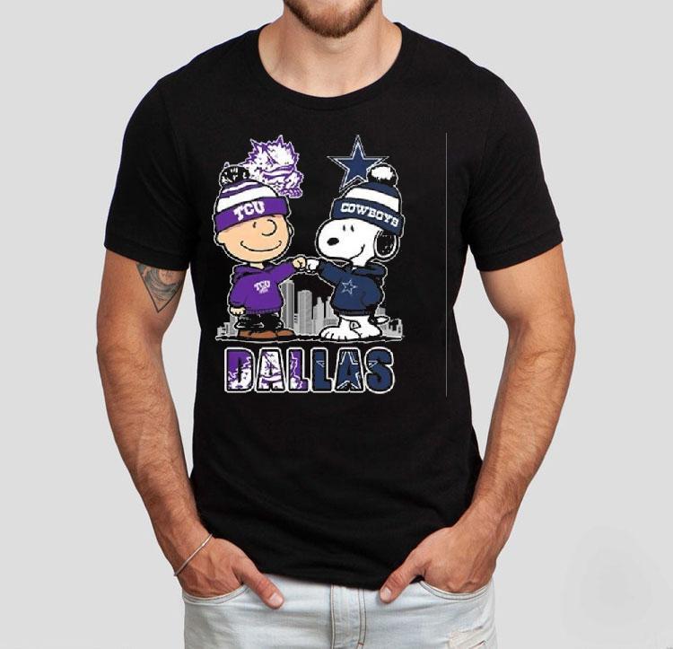 Charlie Brown Tcu Horned Frogs And Snoopy Dallas Cowboys Skyline 2025 Shirt Charlie Brown Tcu Horned Frogs And Snoopy Dallas Cowboys Skyline 2025 Shirt