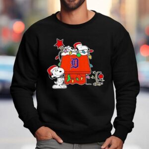 Detroit Tigers Snoopy Holiday Christmas Baseball Sweatshirt