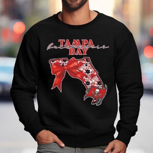 Tampa Bay Buccaneers Nfl Cozy State Bow 2025 Shirt
